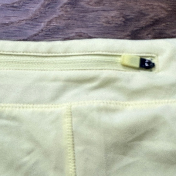 Athleta Girl Record Breaking 3" Athletic Shorts, Lemon Yellow, XL 14, Summer - Picture 4 of 11